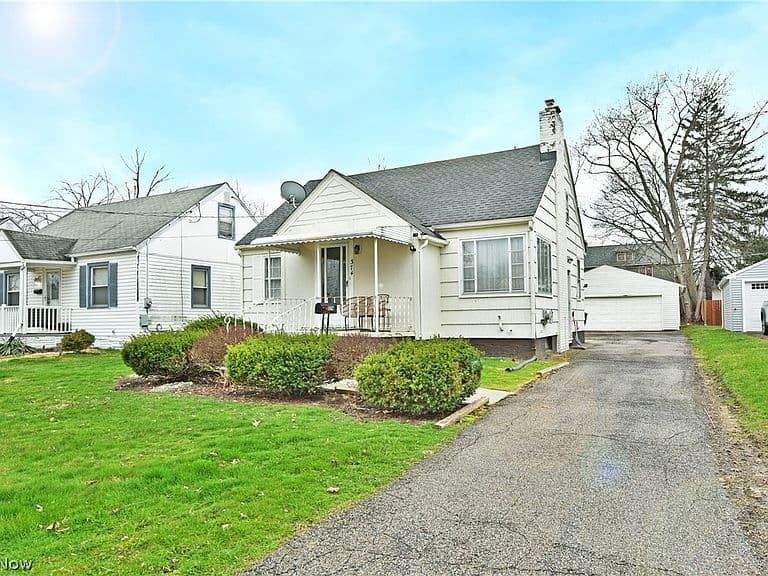 Listing photo
