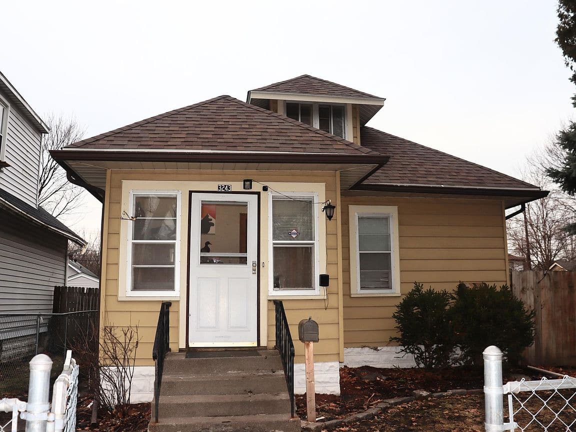 Primary listing photo