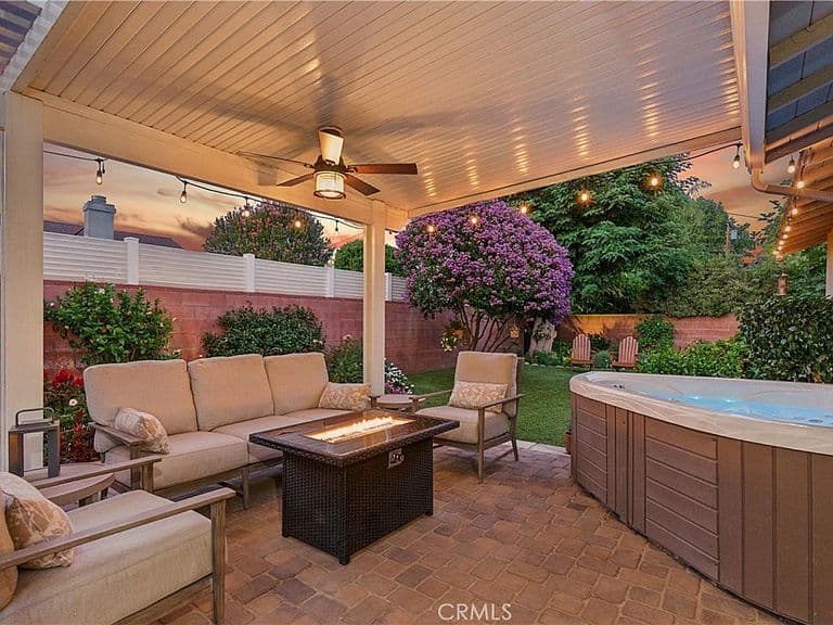 Listing photo 3
