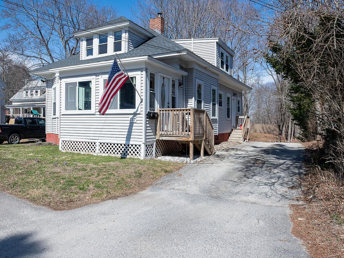 Primary listing photo