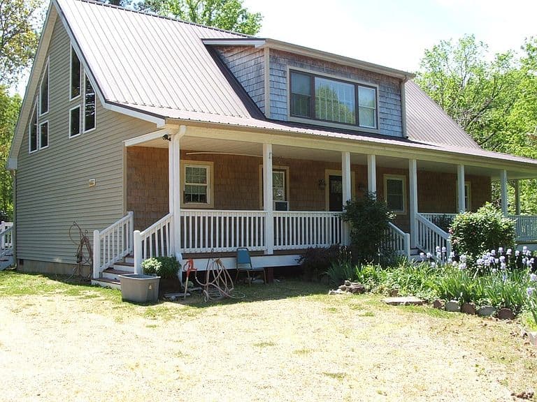 Listing photo 2