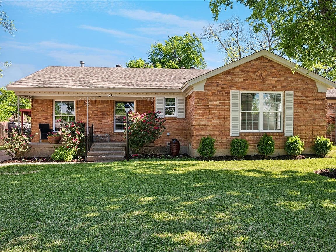 Primary listing photo