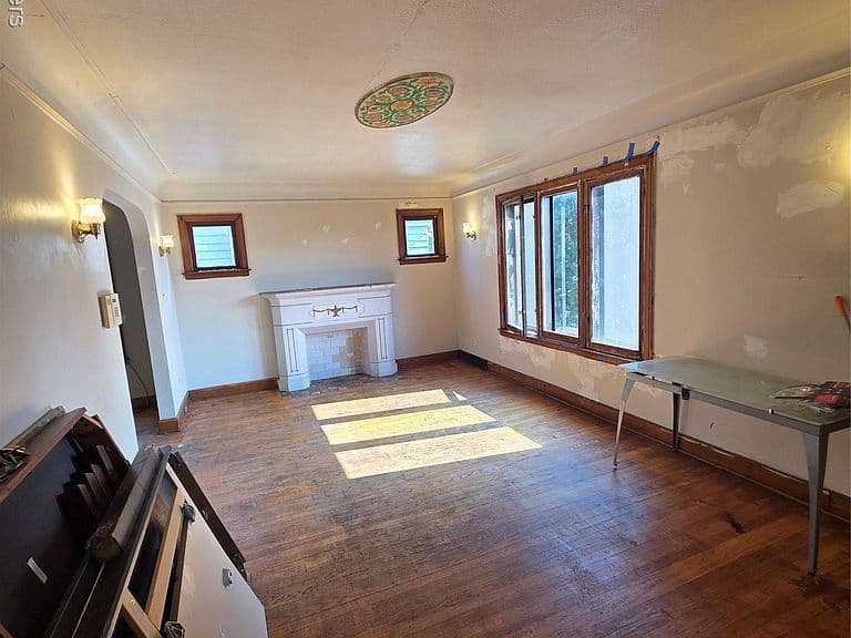 Listing photo 4