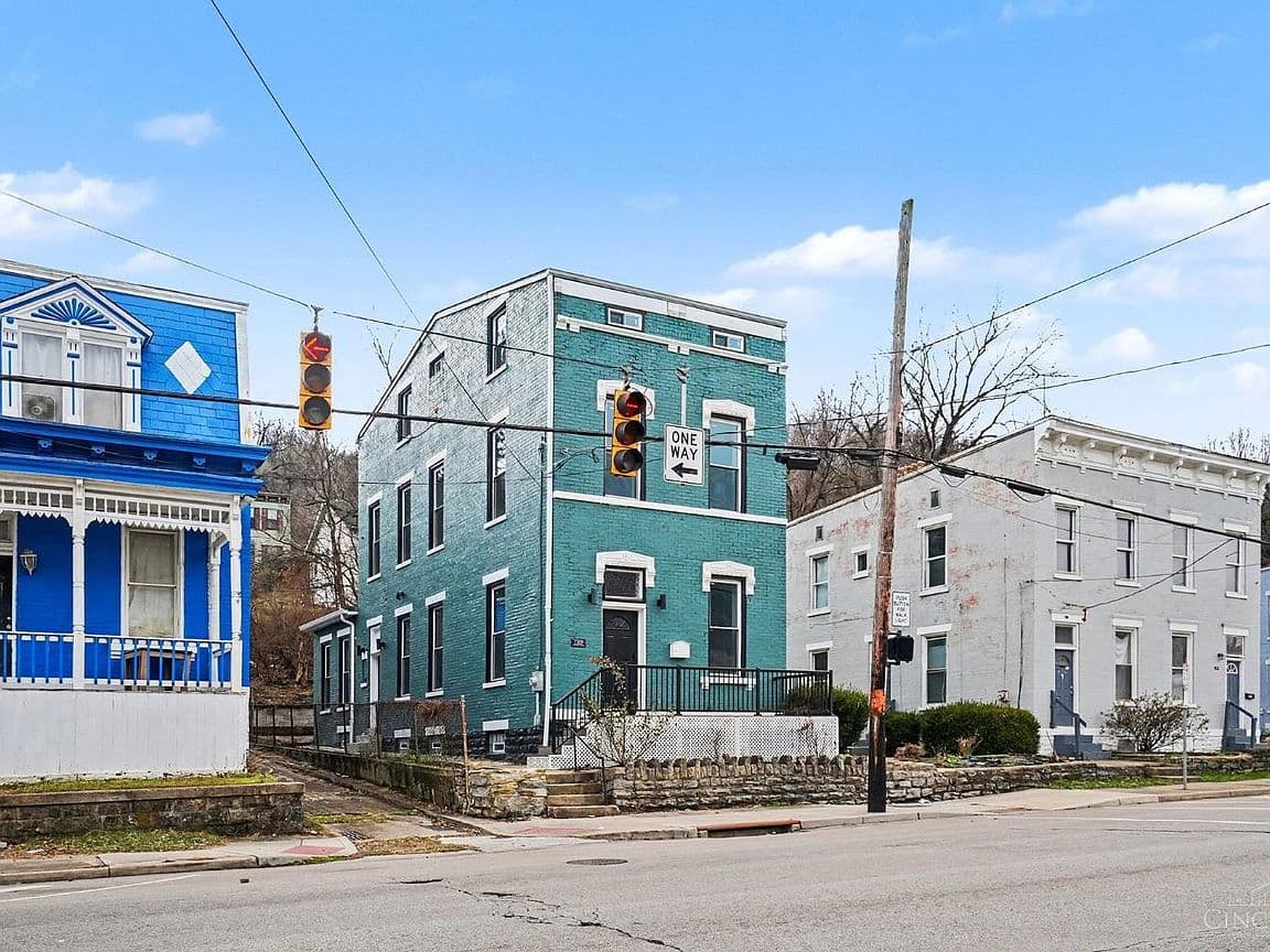 Primary listing photo