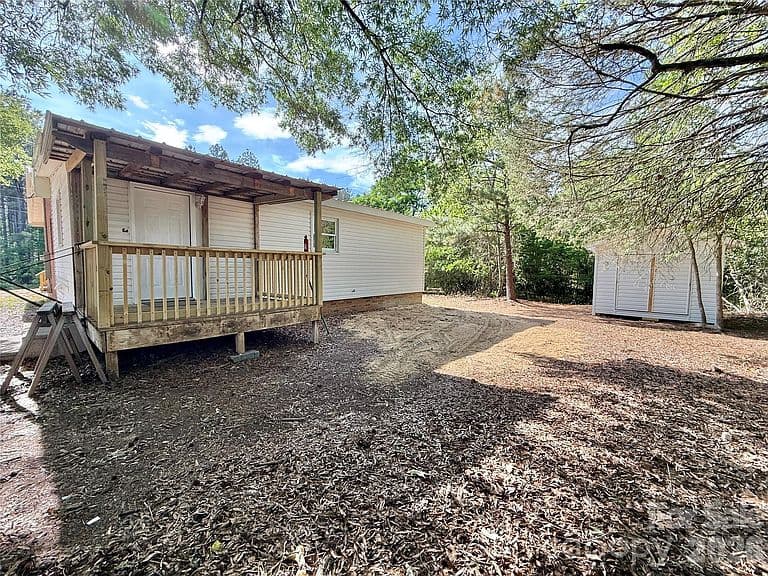 Listing photo 4
