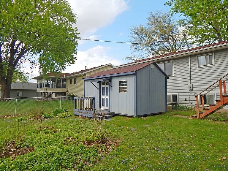 Listing photo 5