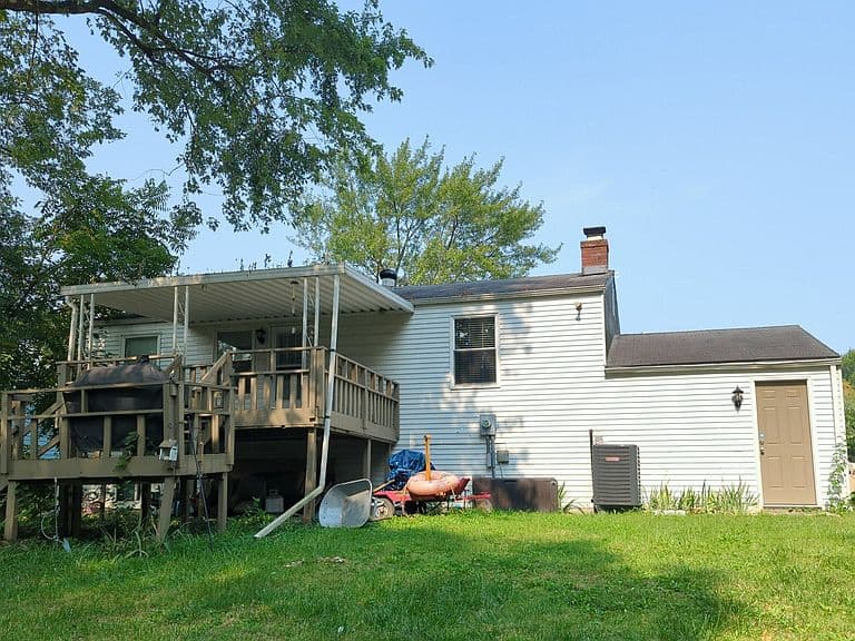 Listing photo 4
