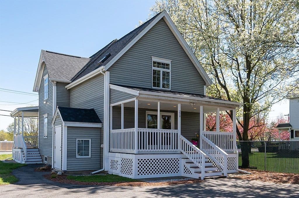 Primary listing photo
