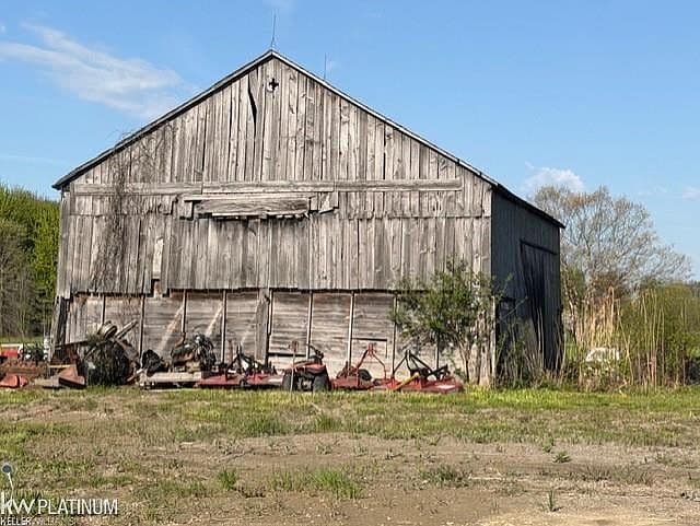 Listing photo 4