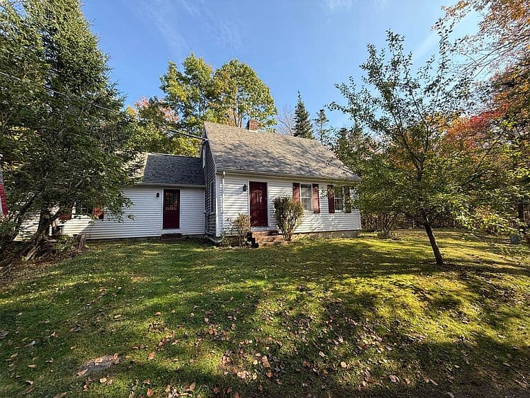 Listing photo 5