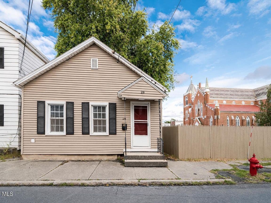Primary listing photo