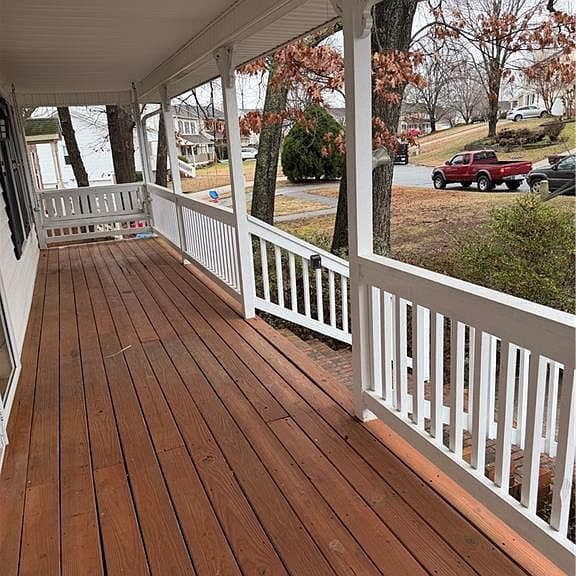 Listing photo 4