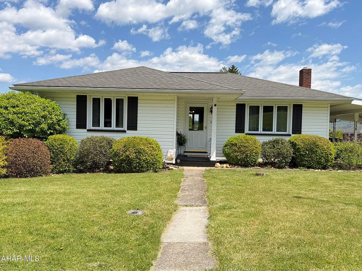 Primary listing photo