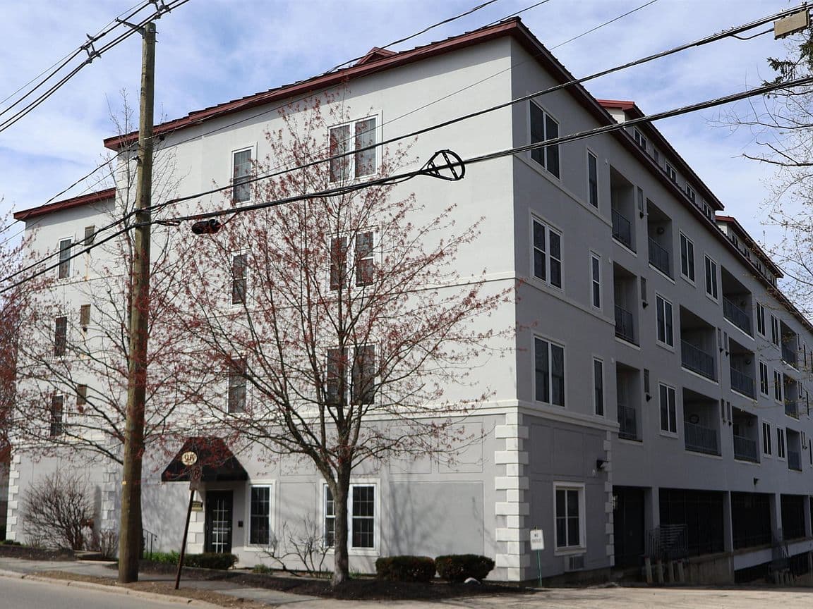 Primary listing photo