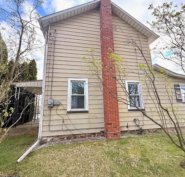 Listing photo 5