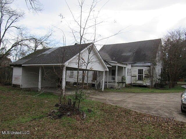 Listing photo 4