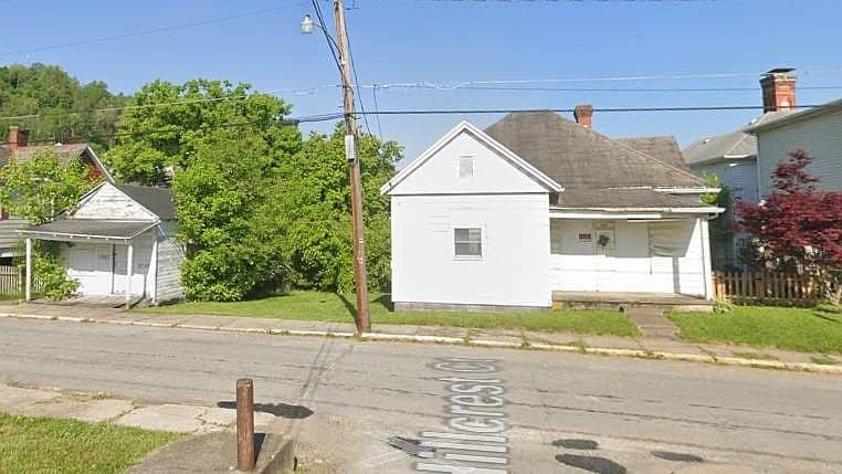 Listing photo 3