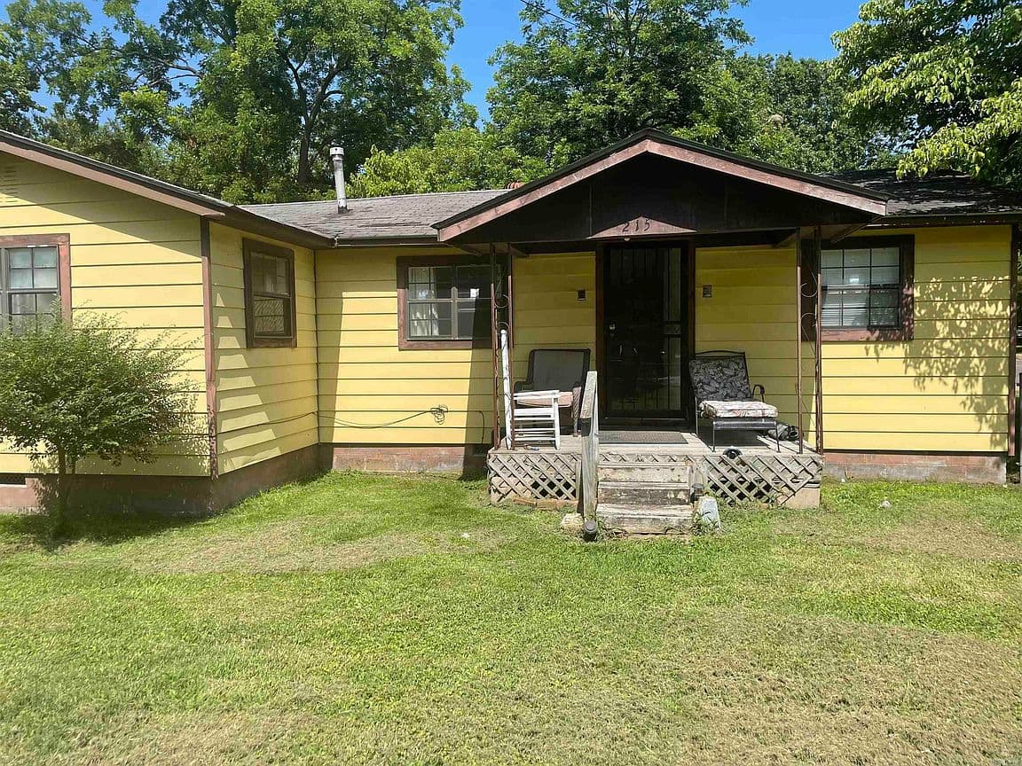 Primary listing photo