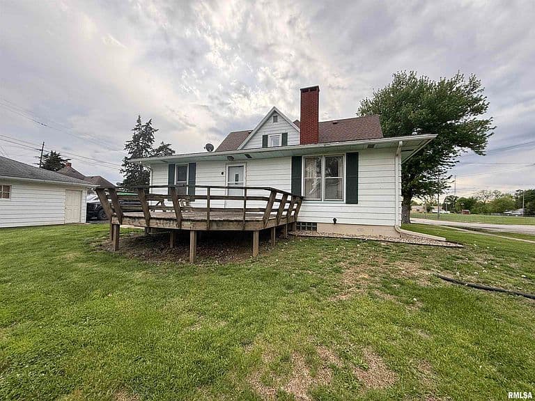 Listing photo 4
