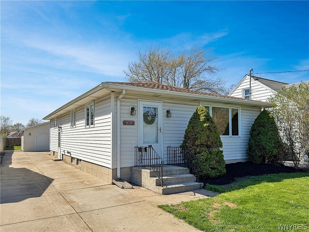 Primary listing photo