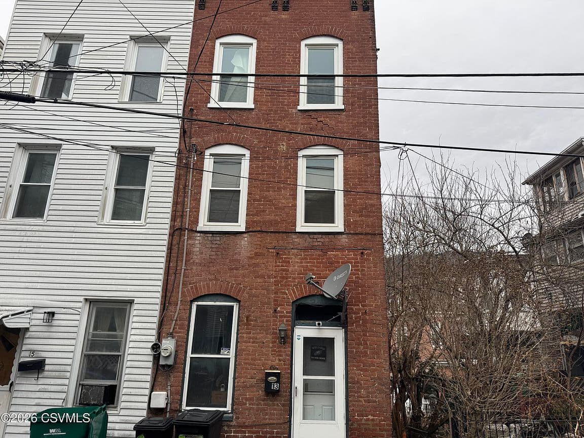 Primary listing photo