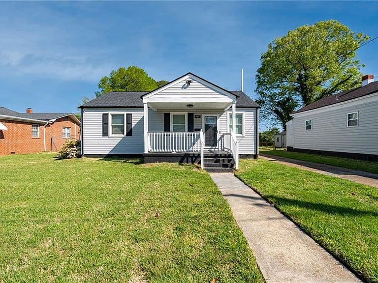 Listing photo 2
