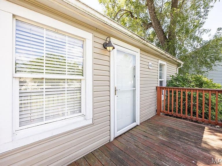 Listing photo 3