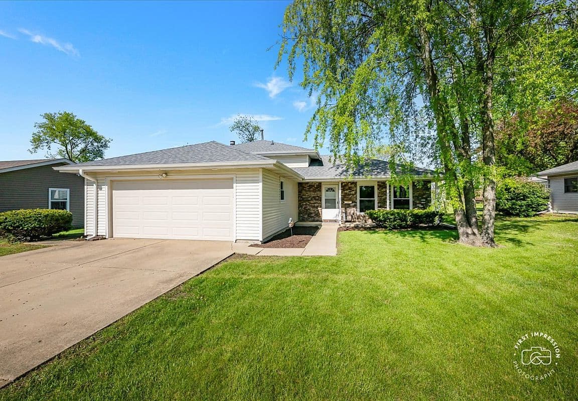 Primary listing photo