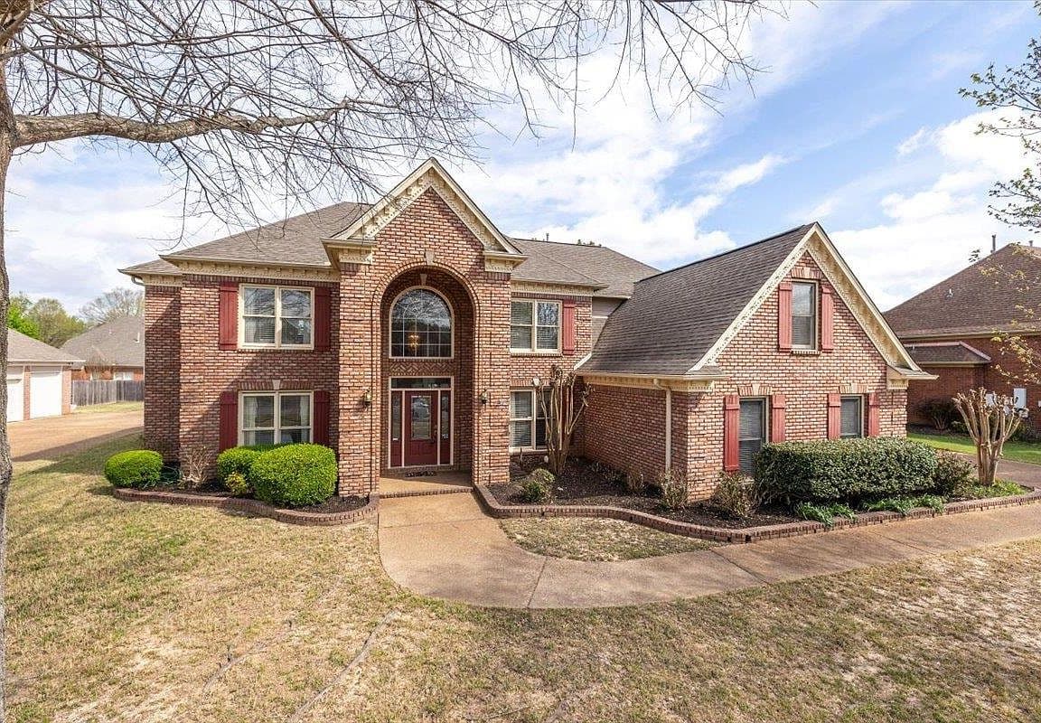 Primary listing photo