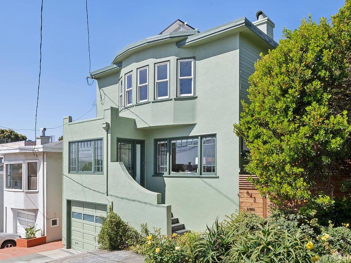 Primary listing photo