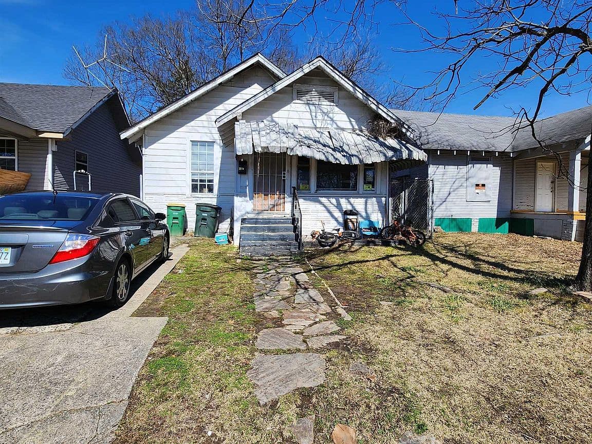 Primary listing photo