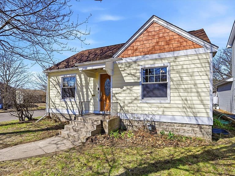 Listing photo 4