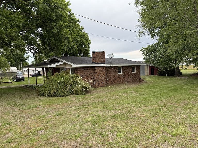 Listing photo 5