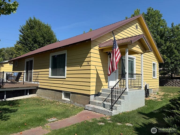 Listing photo 3