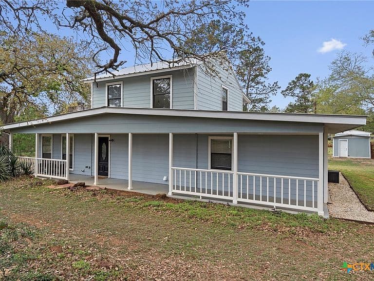 Listing photo 5