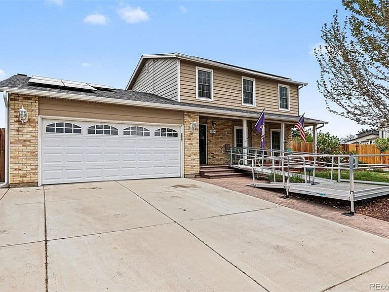 Listing photo 3