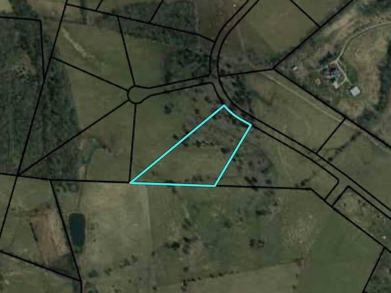 Listing photo 5