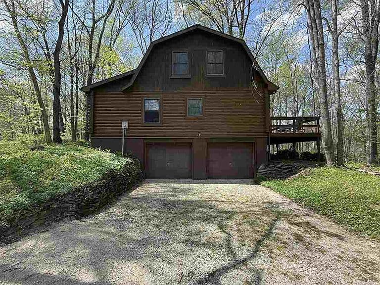 Listing photo 4