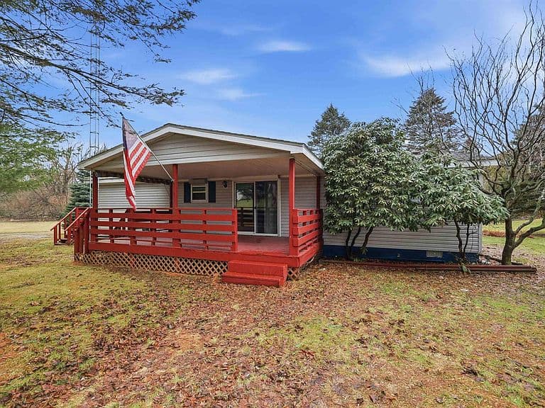 Listing photo 4