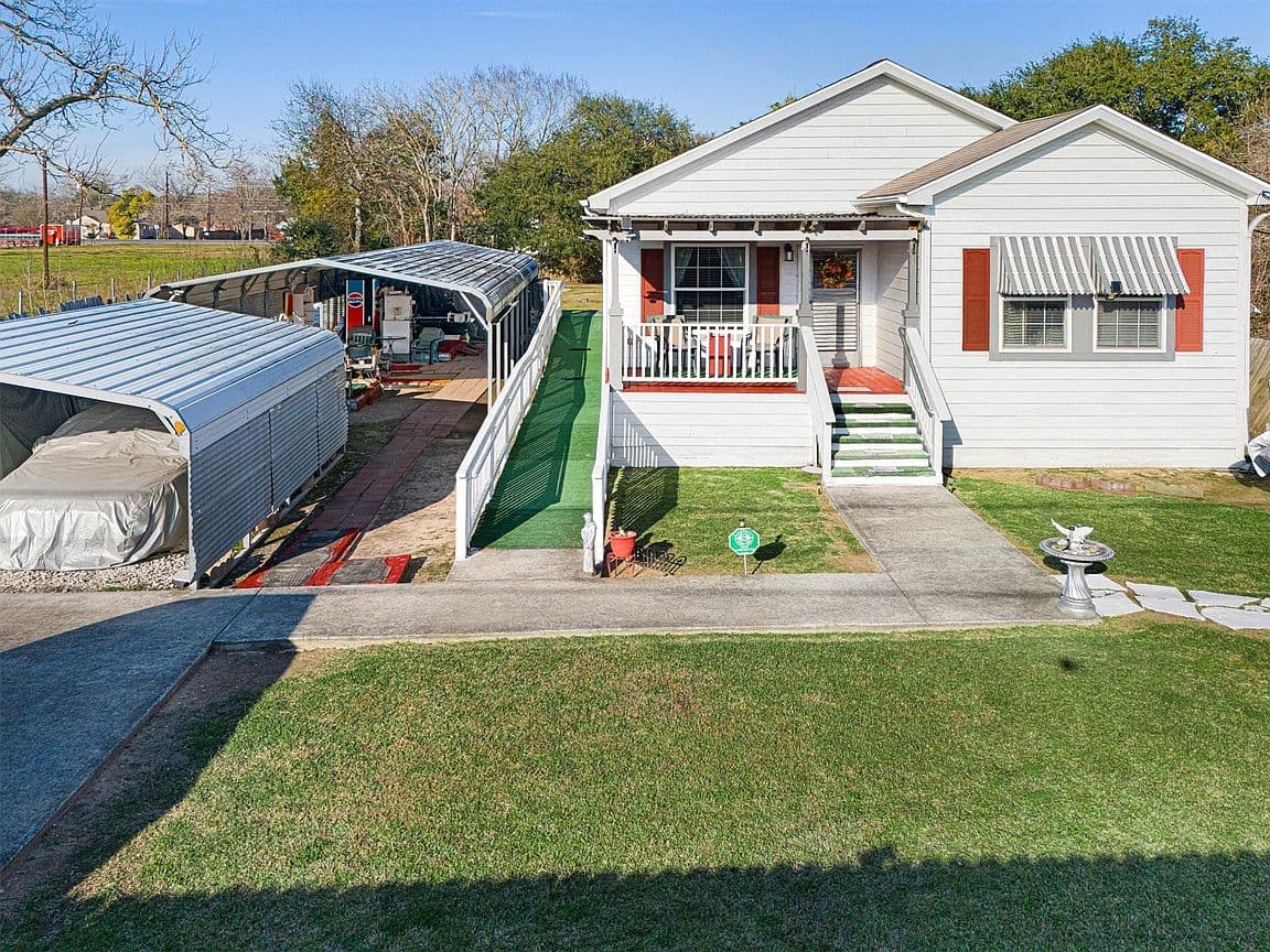Primary listing photo