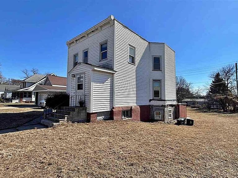 Listing photo 4
