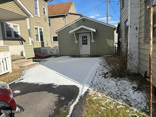 Listing photo 2