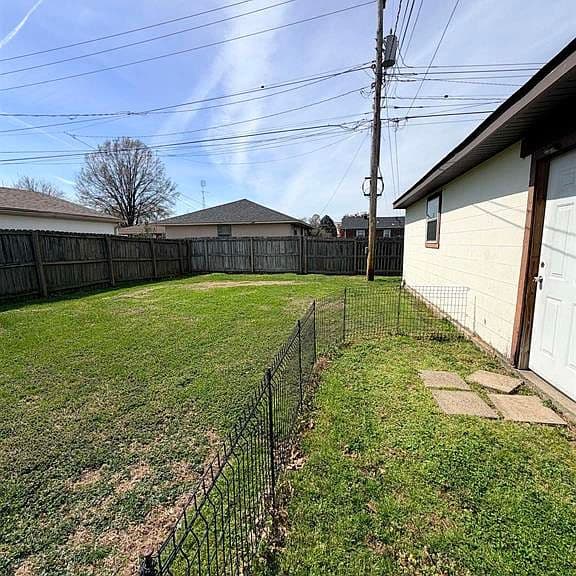 Listing photo 5