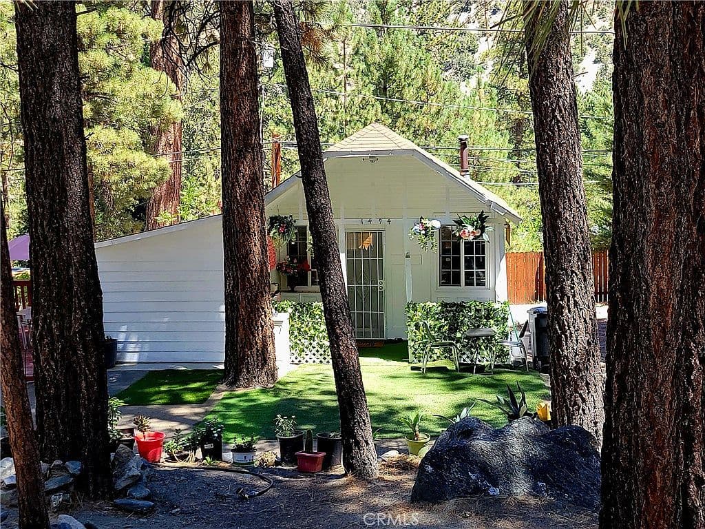 Primary listing photo