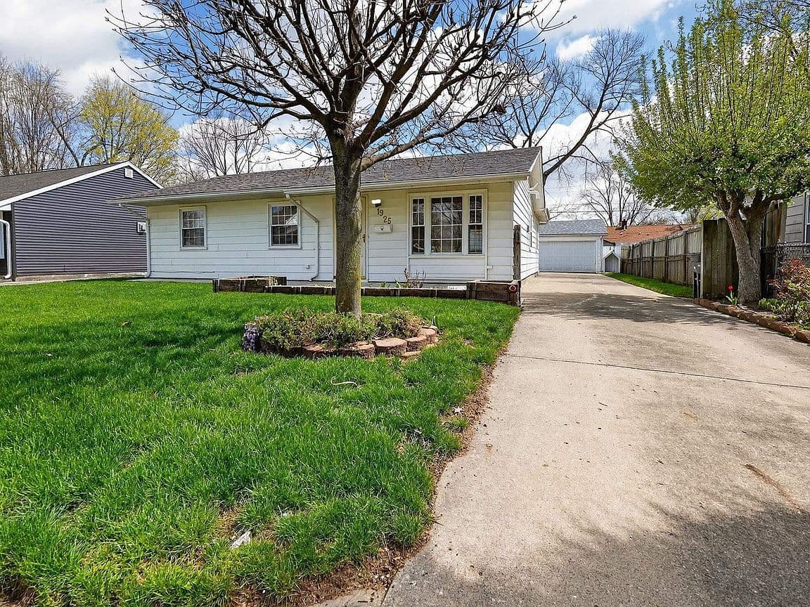 Primary listing photo