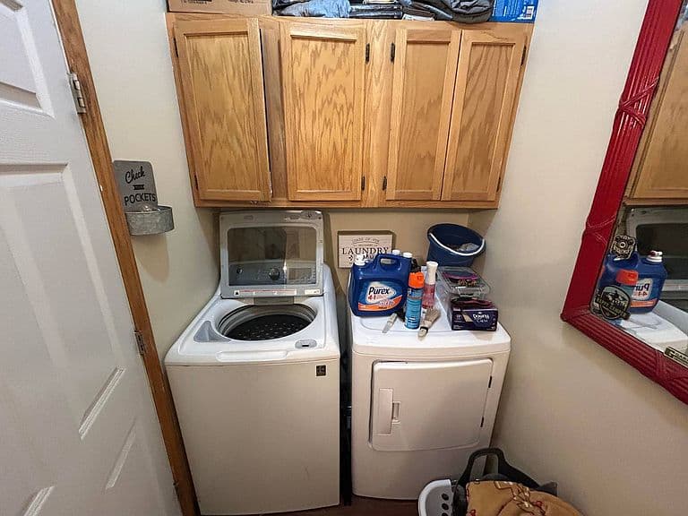 Listing photo 5