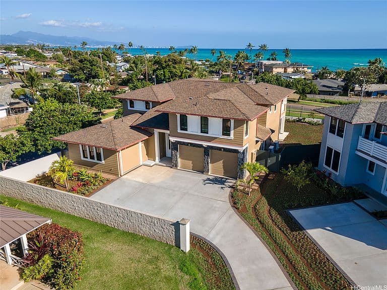 Listing photo