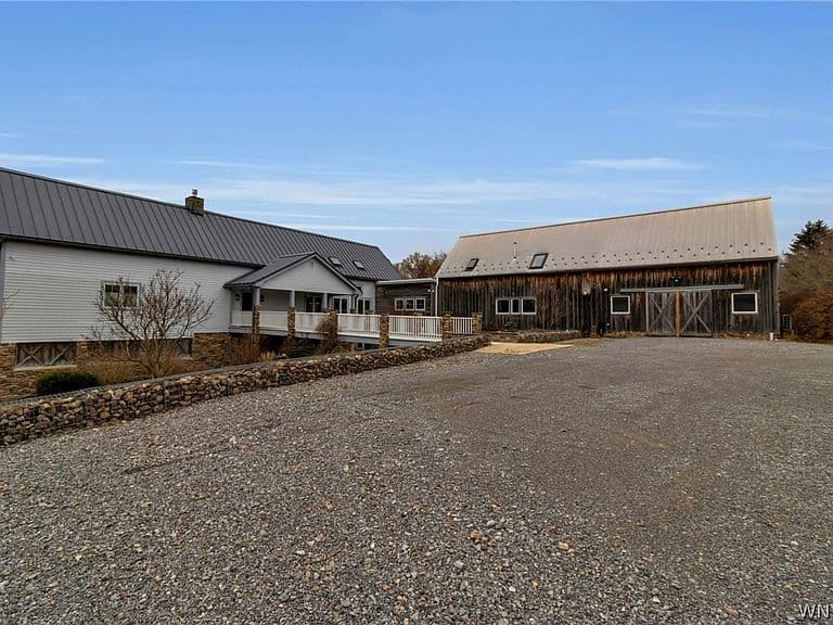 Listing photo