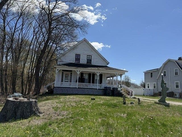 Listing photo 4