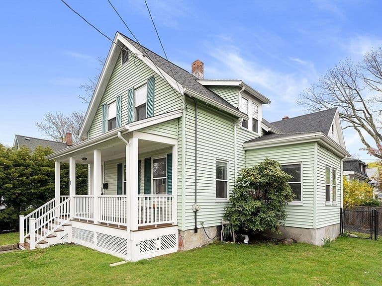 Listing photo 2
